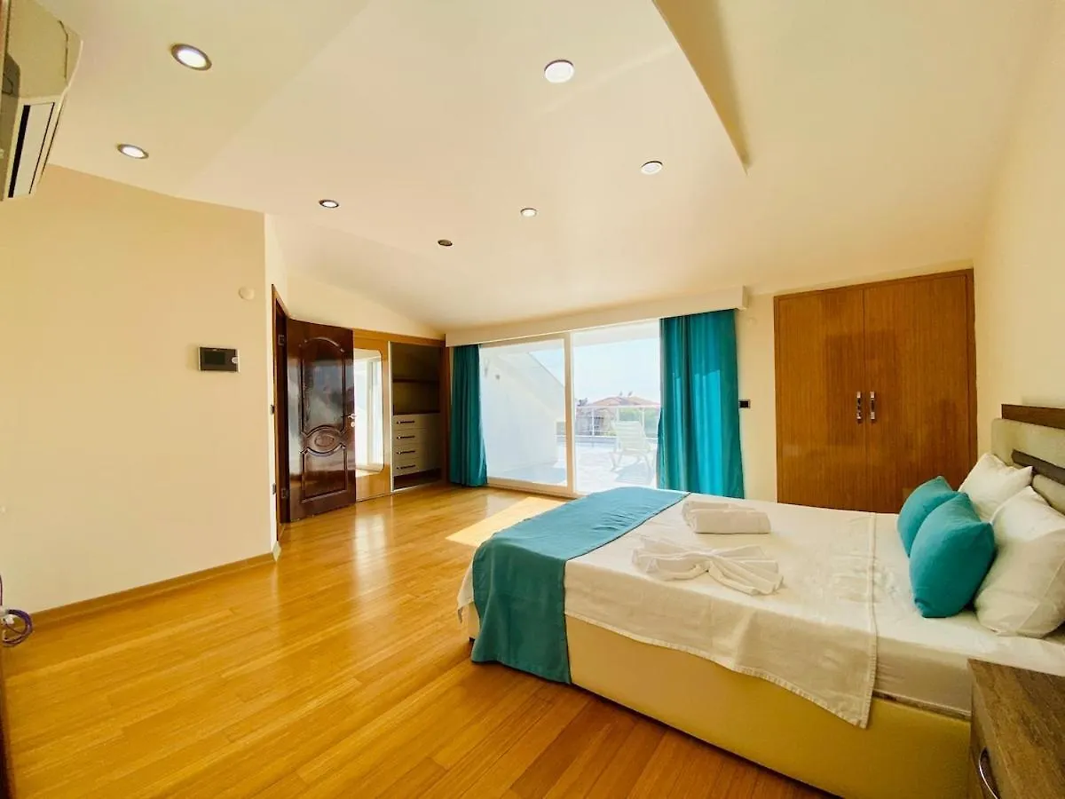 Luxury Villa Roma With Private Pool كوشاداسيه