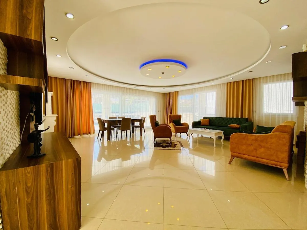 بيت للعطل Luxury Villa Roma With Private Pool كوشاداسيه